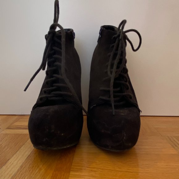 5-Inch Suede Pumps || Black - Picture 3 of 7